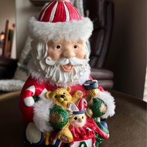 Vintage Santa Figurine Holiday Decor - music box, Head moves with music